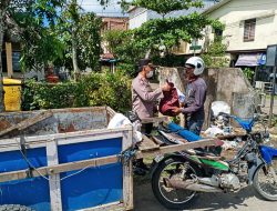 Polres Ketapang Bagikan Sembako kepada Warga Kurang Mampu