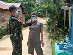 Babinsa Bengaras Kodim 1203/ktp konsisten Edukasi Warga Terapkan Prokes