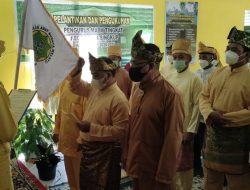 Bina Sinergitas di wilayah Binaan,Babinsa Suraja hadiri Pengukuhan Pemangku Adat Melayu