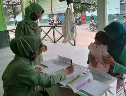 Bentuk Generasi Sehat,ibu-ibu Persit kCK Cabang XLVII Kodim 1203 Gelar Posyandu