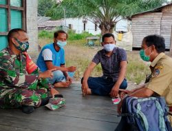 Babinsa Batu Barat terus Pupuk Kemanunggalan TNI dengan Rakyat
