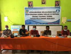 Lulus Ujian,Babinsa Teluk Batang ucapkan Selamat