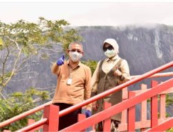 HADIR DI MTQ KALBAR, BUKIT KELAM SINTANG DI KUNJUNGI PEJABAT.