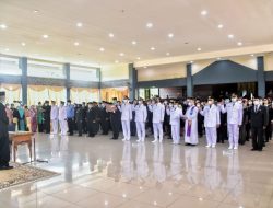 BUPATI SINTANG LANTIK 8 CAMAT & 111 PEJABAT STRUKTURAL LAIN