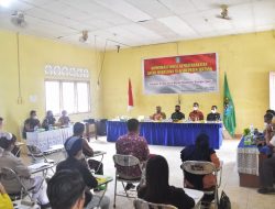 DISKUSI ANTISIPASI KONFLIK SOSIAL DI AULA UNKA SINTANG DIBUKA BUPATI SINTANG