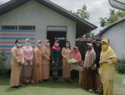 DWP KAB KETAPANG PERINGATI HARI KARTINI DENGAN BERBAGI