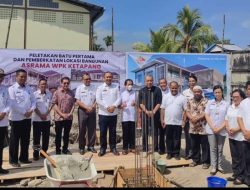 Sekda Alexander Wilyo Meletakan Batu Pertama Pembangunan Kembali Asrama WPK