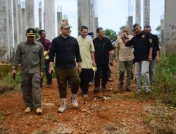 Tinjau Progres Pembangunan Masjid Sultan Zainudin Sekda Harap Partisipasi Seluruh Masyarakat Sandai