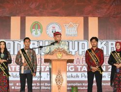 Bupati Martin Buka Pekan Budaya IKBM Ketapang