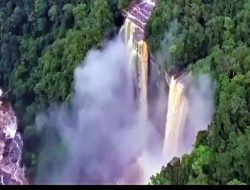 Air Terjun Tertinggi di Indonesia,ada di Kalbar