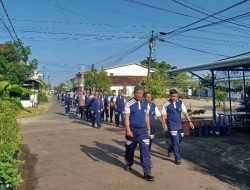 Jaga Kebugaran Personil Polres Ketapang Gelar Olahraga Jalan Kaki
