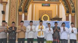 Safari Ramadhan Bupati Ketapang di Masjid Besar Al Hidayah, Desa Titi Baru