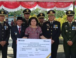Prajurit TNI Gugur di Papua, Praka Anumerta Aprianus Dimakamkan di TMP Sintang
