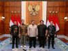 Presiden Prabowo Subianto menerima Panglima Jilah di Istana Merdeka