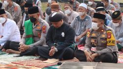 Gelar Sholat Istisqa, Polres Ketapang Bersama Masyarakat Panjatkan Doa Memohon Turunnya Hujan