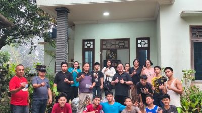 Umat Sto.Matius Jerora 2 Dukung Pendidikan Calon Imam Keuskupan sintang